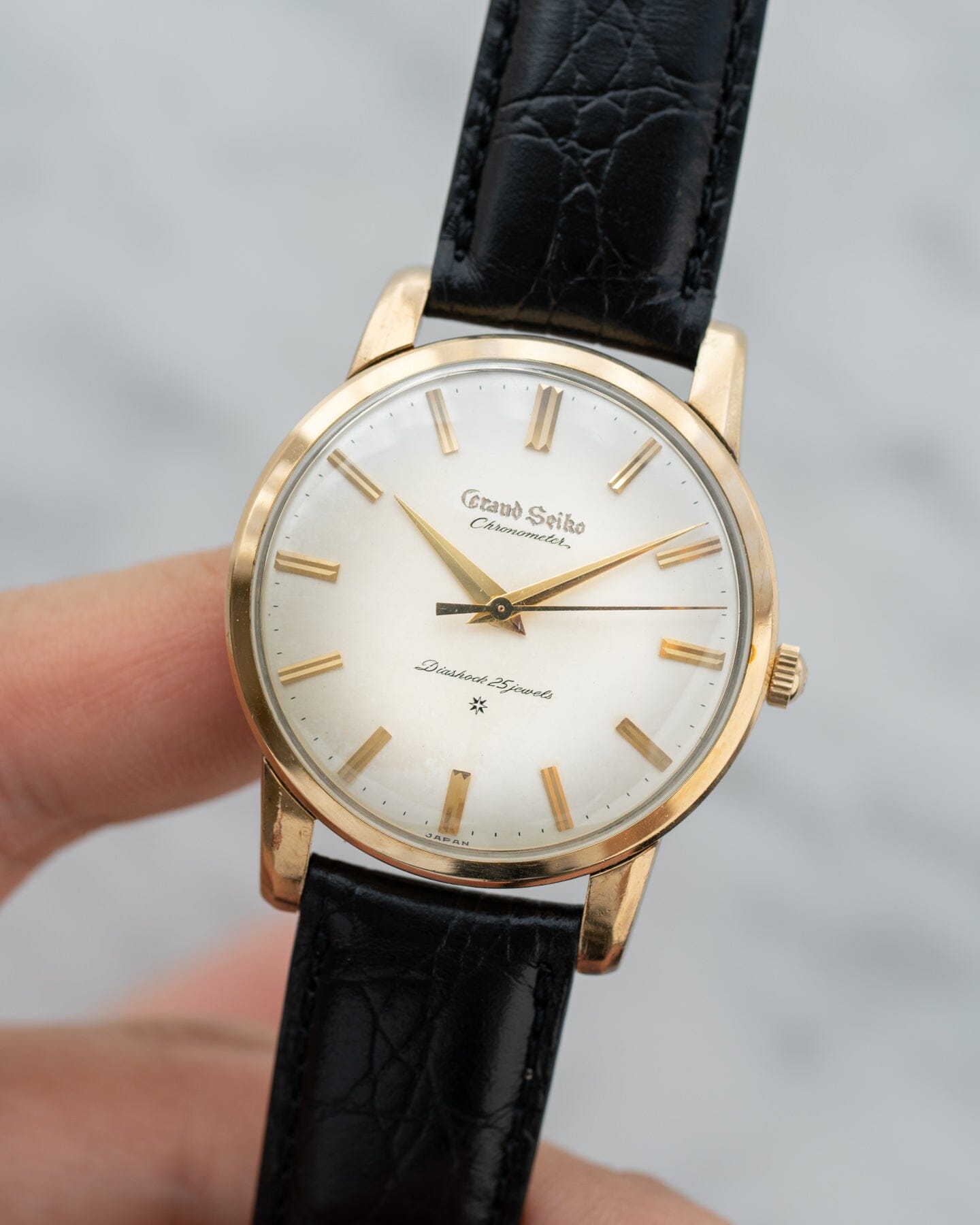 GRAND SEIKO FIRST J14070 彫り文字盤 Watch SEIKO