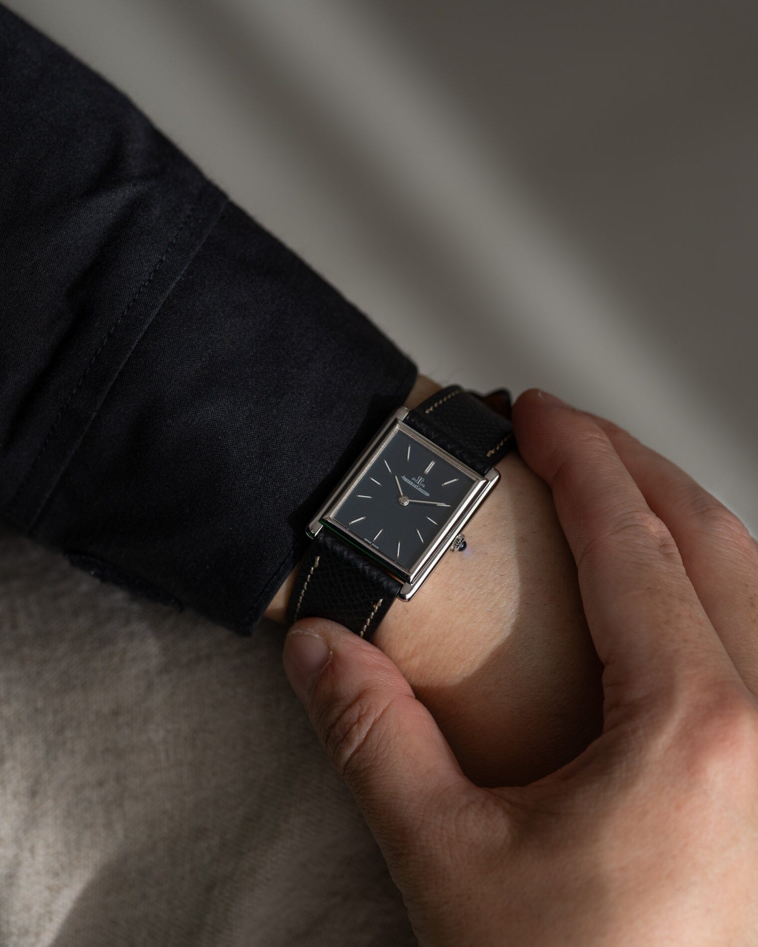 Jaeger-LeCoultre レクタングル 6029.22 "タンク" WG ネイビーダイアル Watch Jaeger-LeCoultre