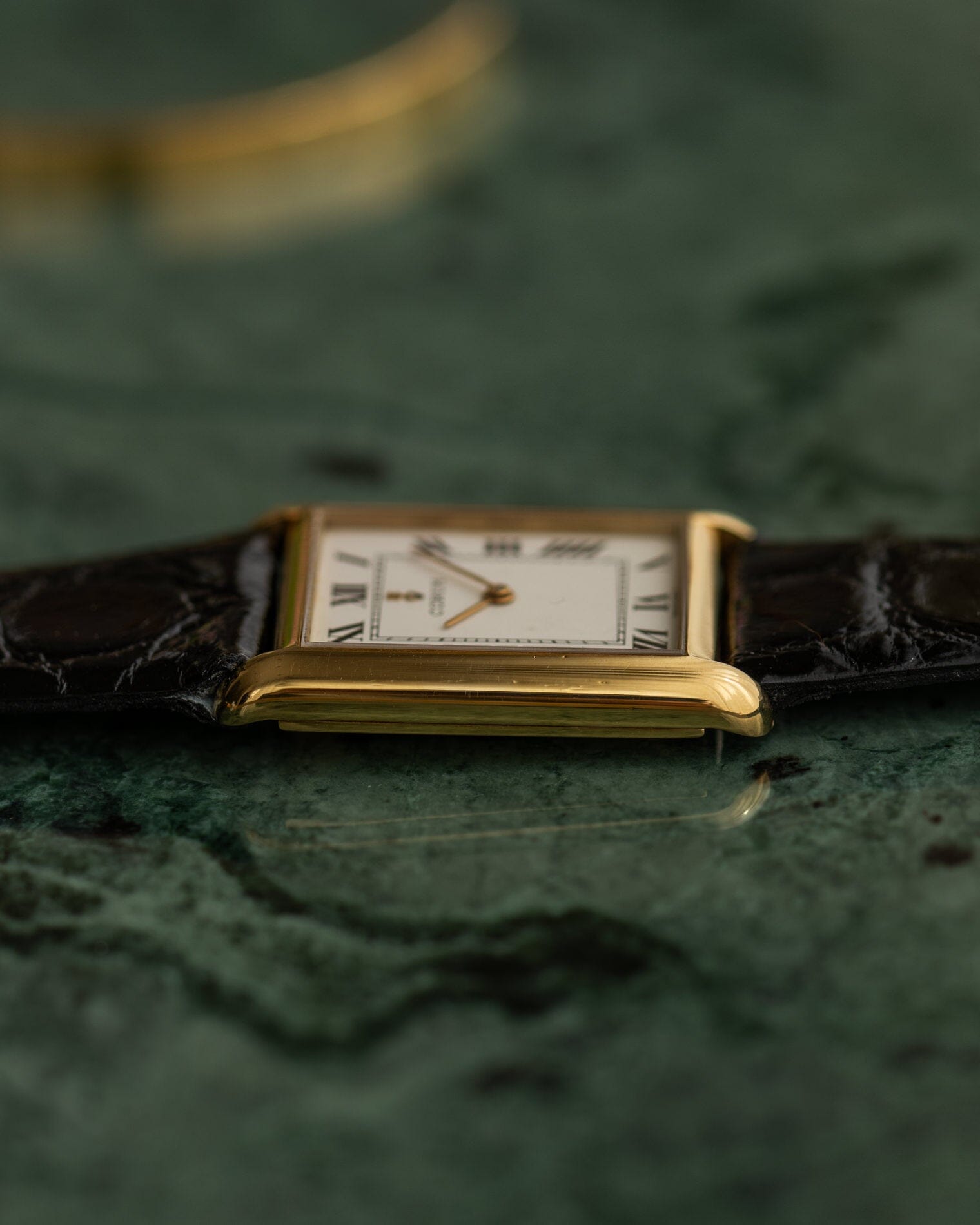 CORUM レクタングル YG ホワイトローマン Watch CORUM