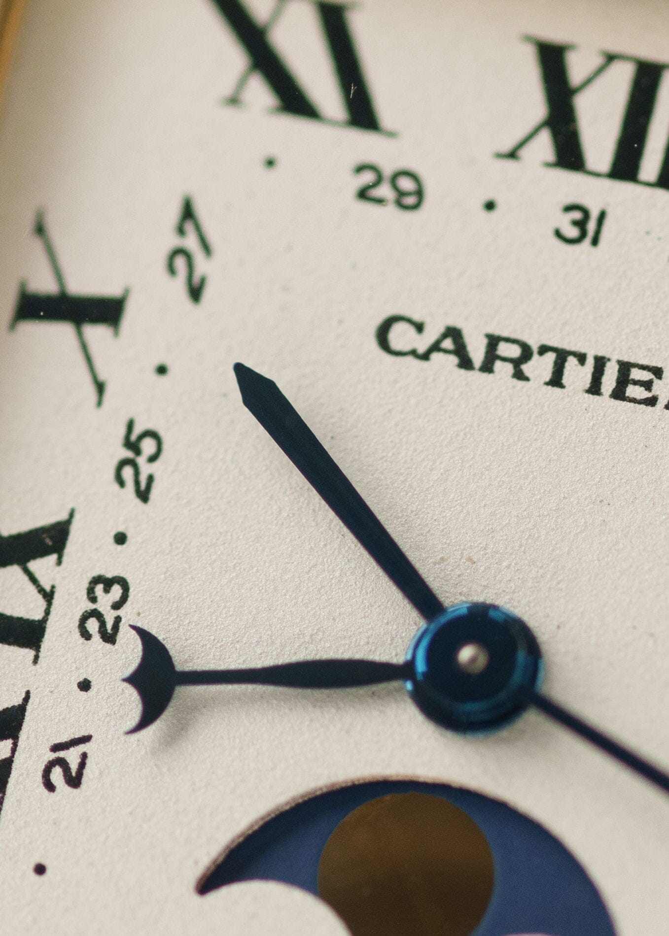 Cartier タンク ルイ カルティエ LM 81900 YG ムーンフェイズ Watch CARTIER