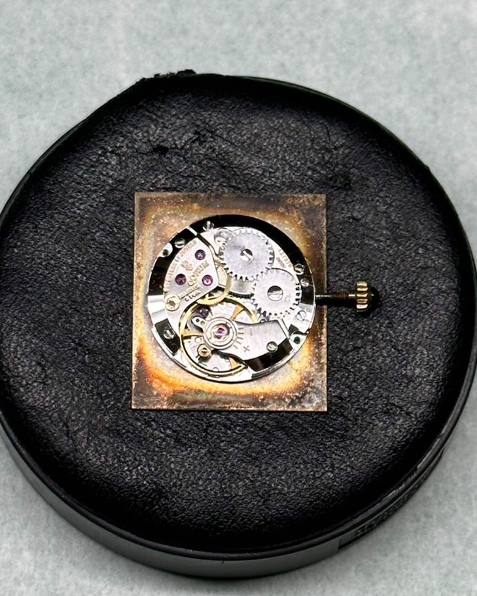 CORUM レクタングル YG ホワイトローマン Watch CORUM