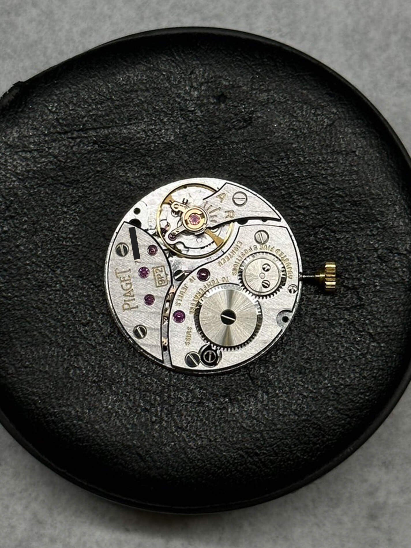 Piaget スクエア 934D2 YG オニキスダイアル 4Pダイアモンド Watch PIAGET