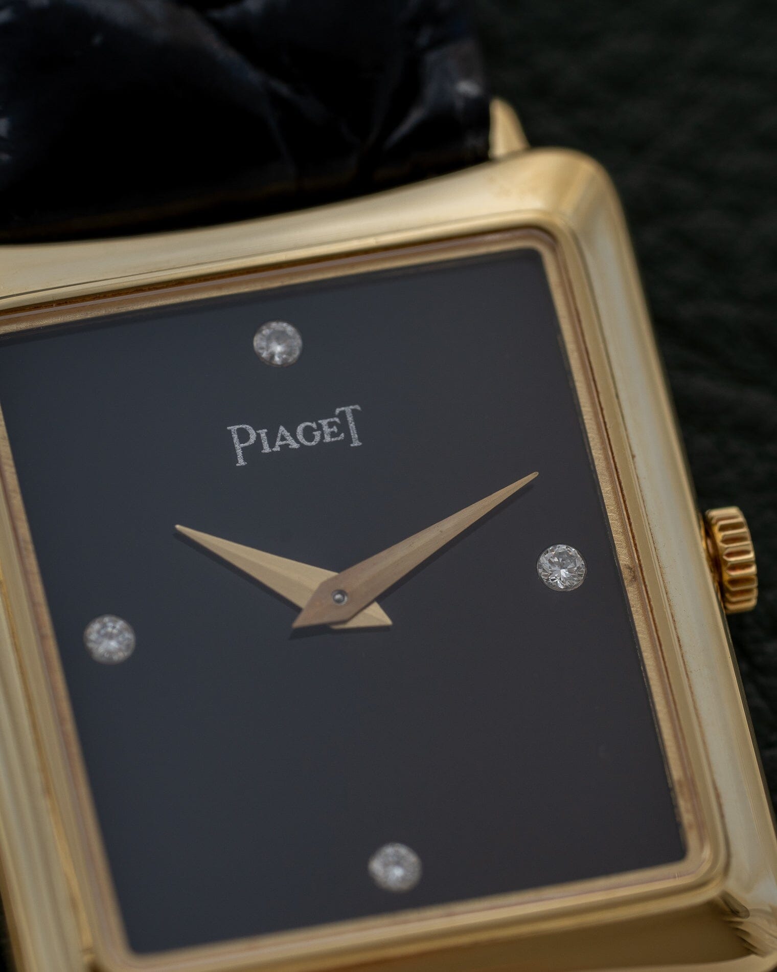 Piaget レクタングル 9254 YG ブラックダイアル 4Pダイヤ Watch PIAGET