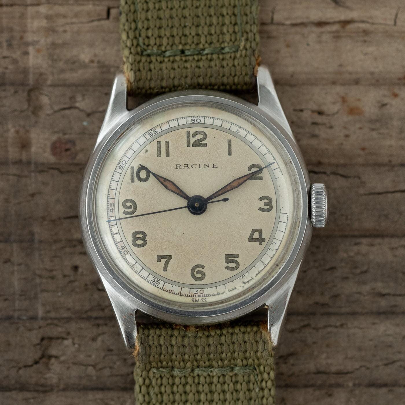 RACINE (GALLET) Military-Style Round 1940s - Arbitro