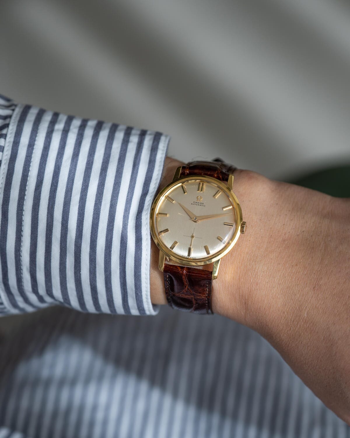 オメガ ラウンド 2897 YG シルバーダイアル Cal.491 Watch OMEGA