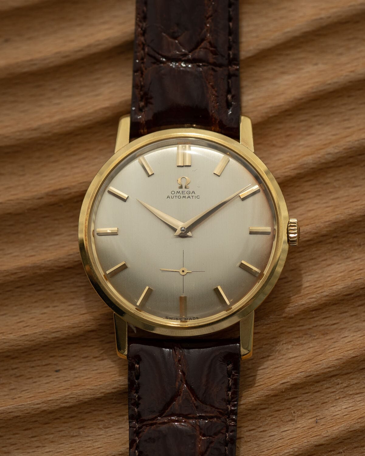 オメガ ラウンド 2897 YG シルバーダイアル Cal.491 Watch OMEGA