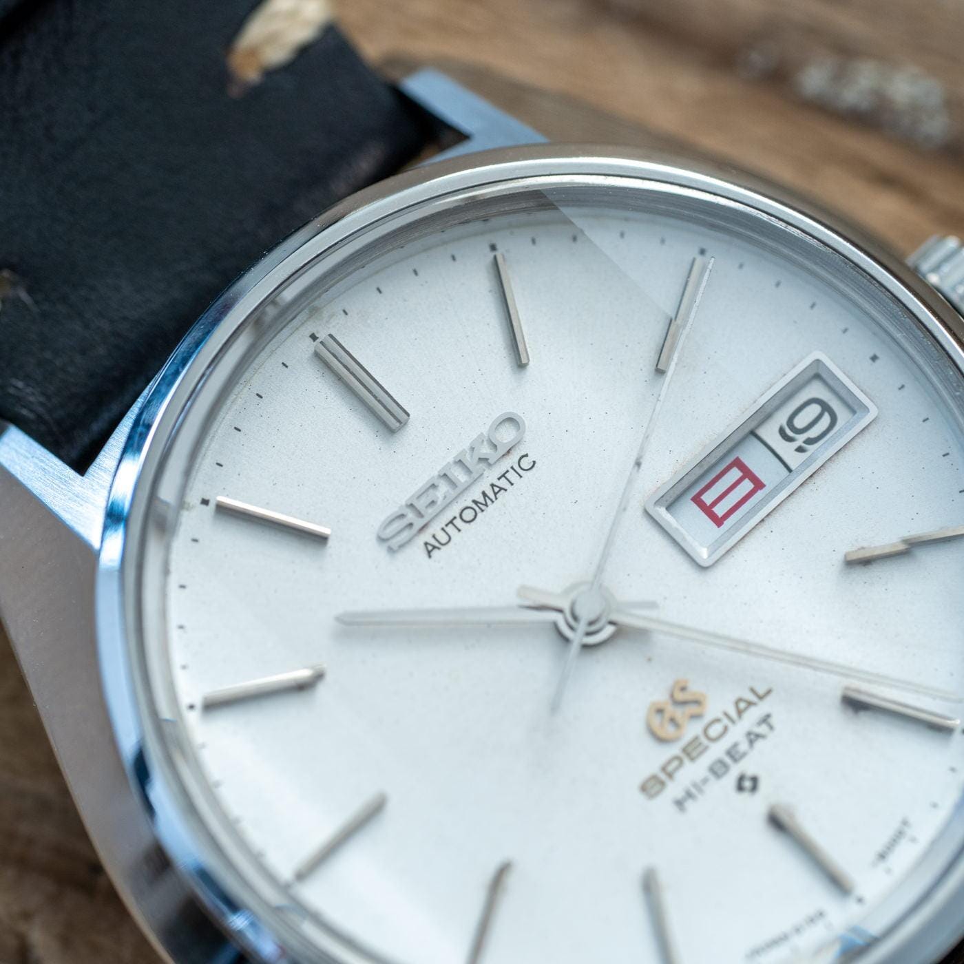 GRAND SEIKO SPECIAL Hi-BEAT 6156-8010 Faceted Crystal - Arbitro