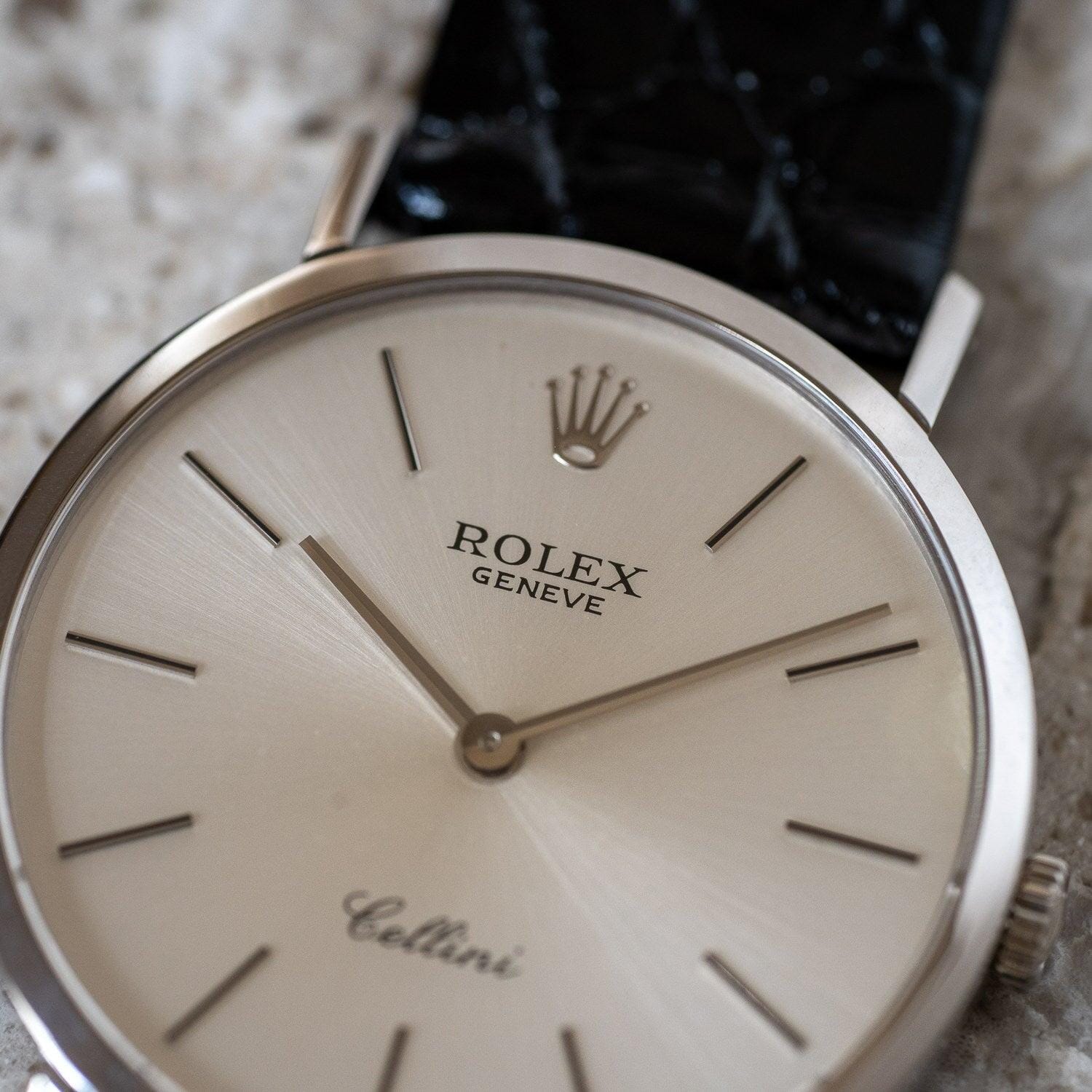 ROLEX Cellini 4112 WG Silver Dial - Arbitro