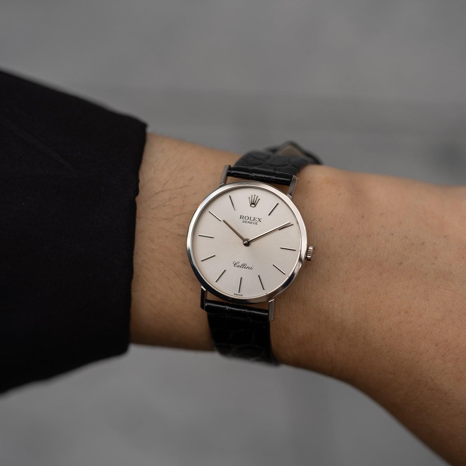 ROLEX Cellini 4112 WG Silver Dial - Arbitro