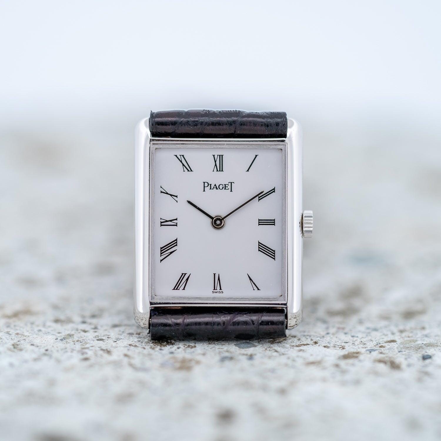 PIAGET Rectangle 18K WG - Arbitro