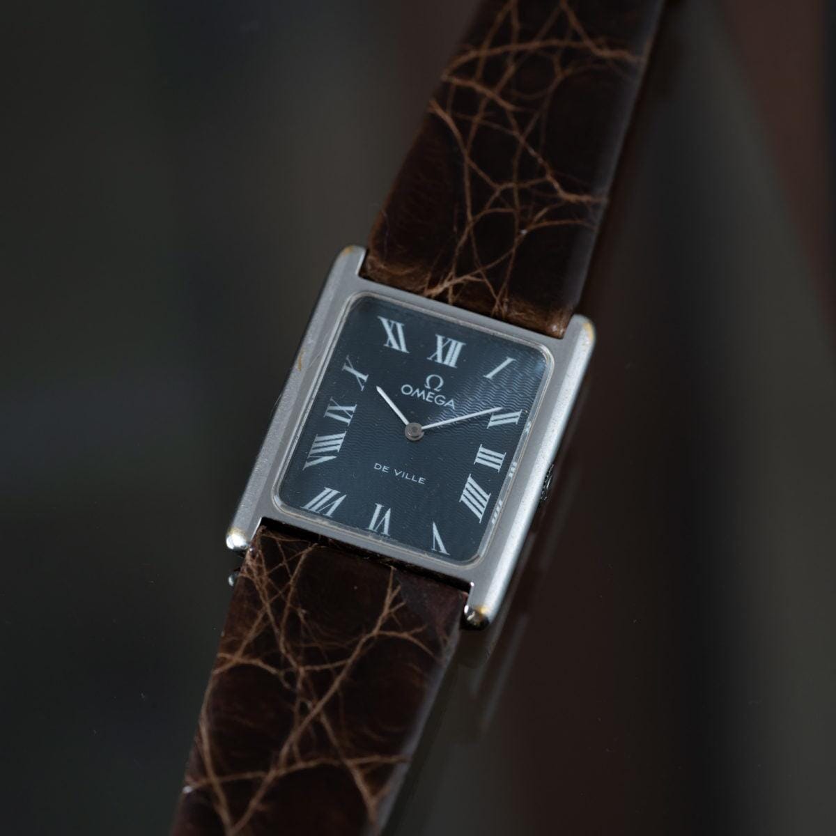 OMEGA De Ville "Tank" Navy Dial 1970s - Arbitro