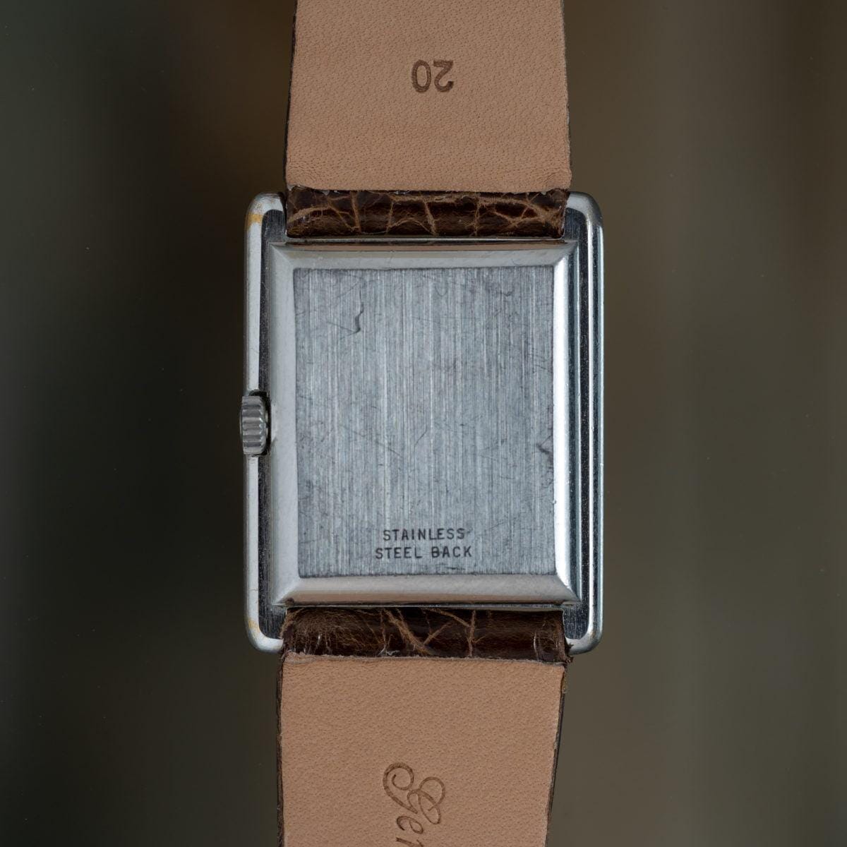 OMEGA De Ville "Tank" Navy Dial 1970s - Arbitro