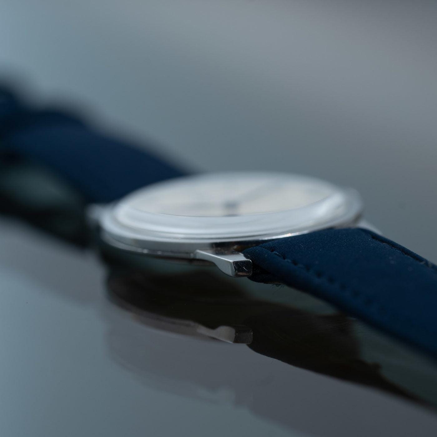 UNIVERSAL GENEVE Round 1970s - Arbitro