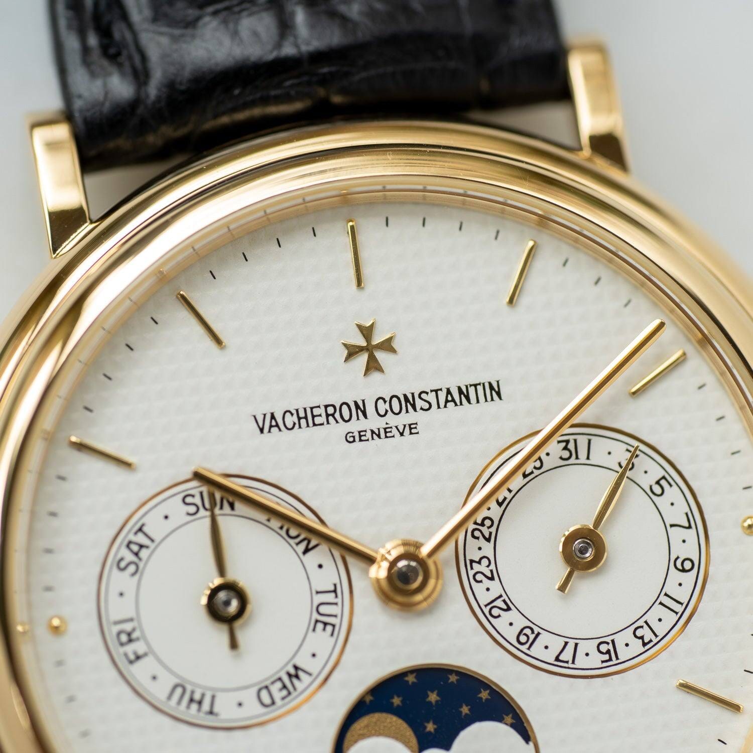 VACHERON CONSTANTIN 47009 YG Day Date Moon Phase - Arbitro