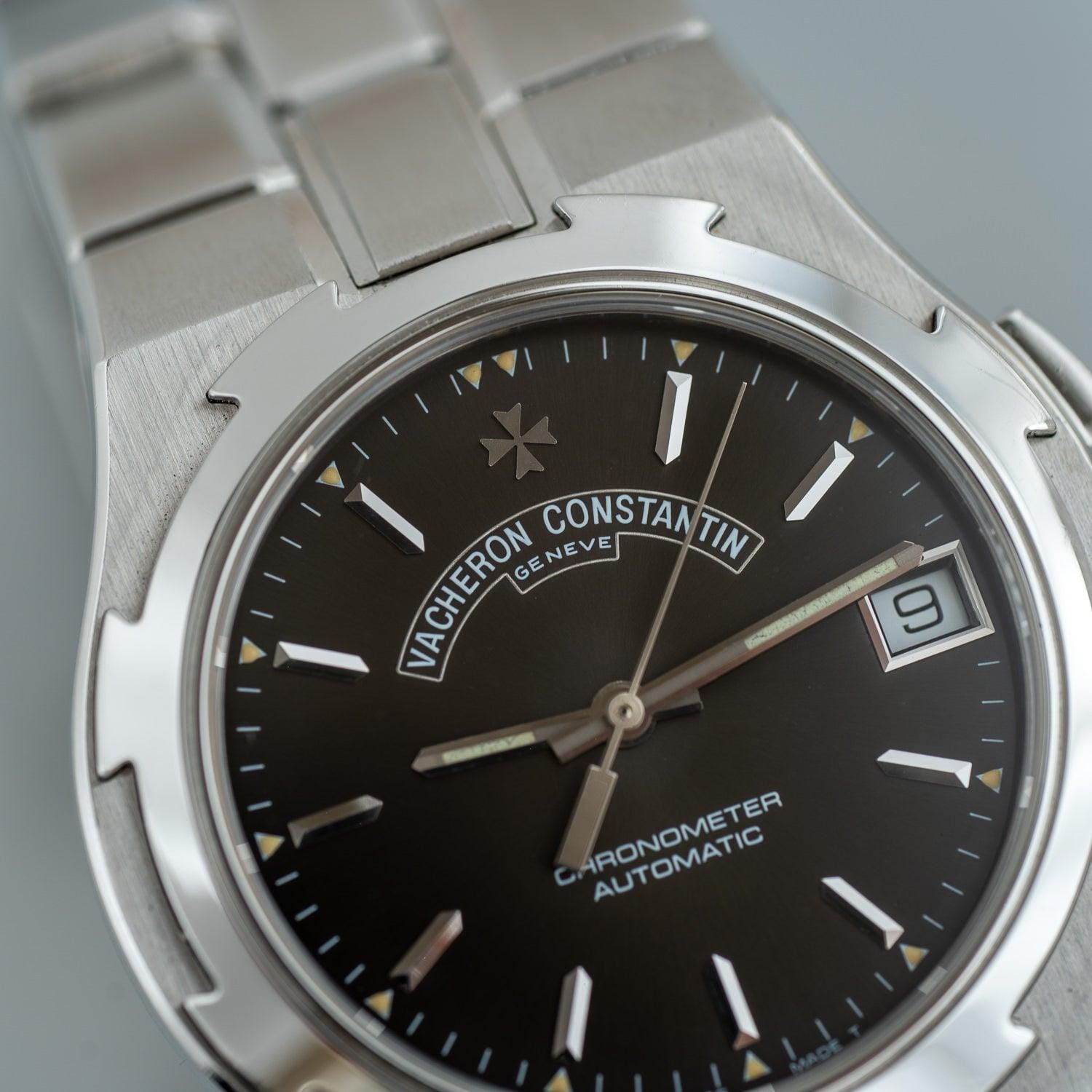 VACHERON CONSTANTIN Overseas 42050 Grey - Arbitro