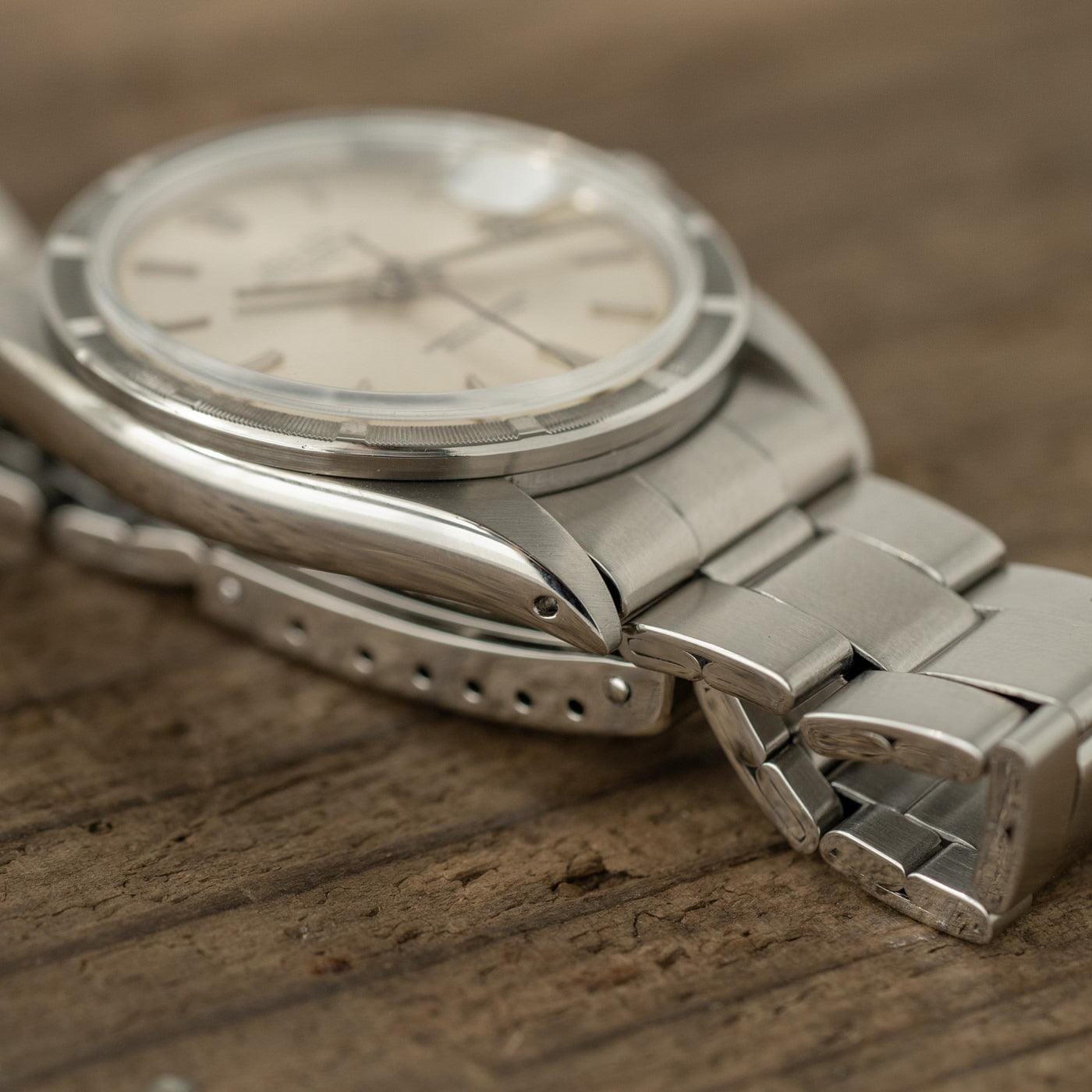 ROLEX Oyster Perpetual Date 1501 Silver Dial - Arbitro