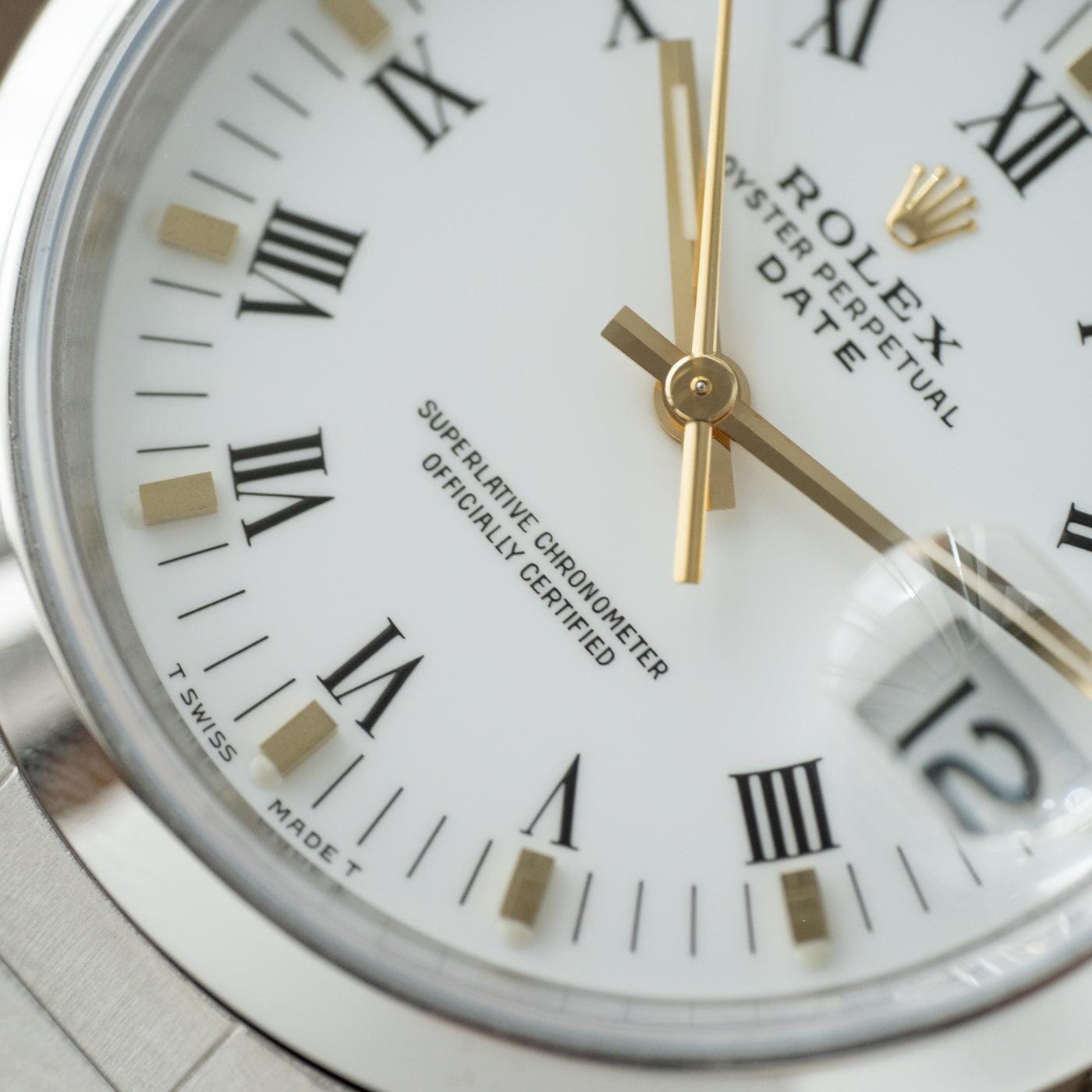 ROLEX Oyster Perpetual Date 15200 White Roman - Arbitro