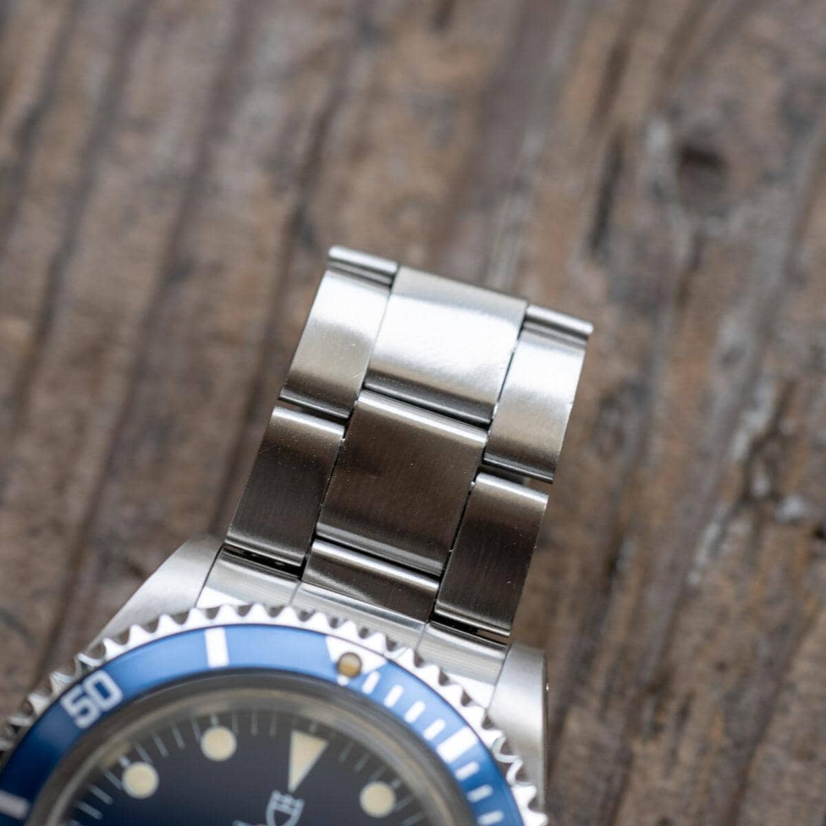 TUDOR Submariner 79090 Blue 1990s - Arbitro