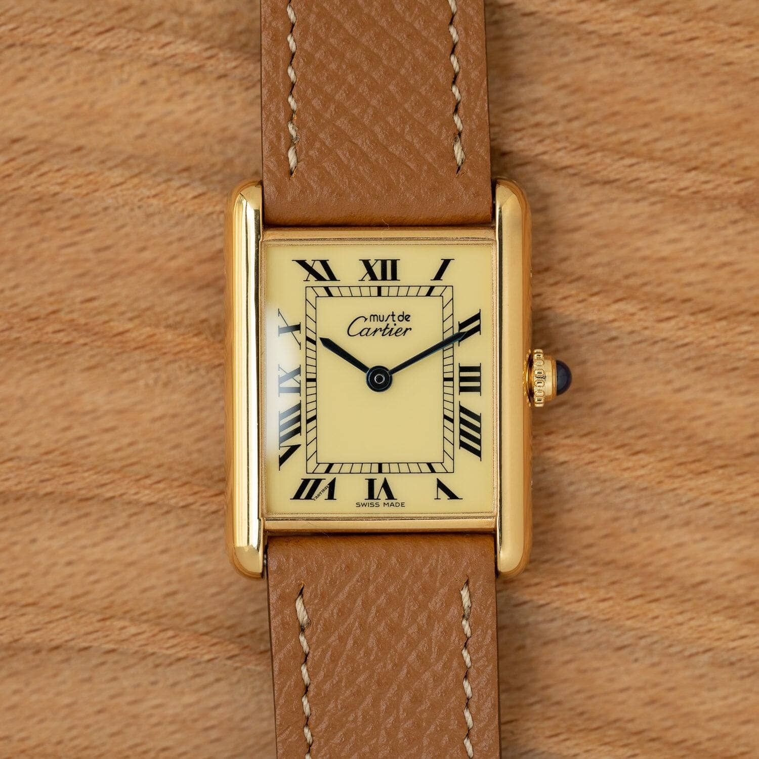 must de Cartier Tank LM Ivory Roman Box and Paper - Arbitro